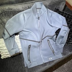 Oakley Men’s Zip Up Jacket -grey With Charcoal 