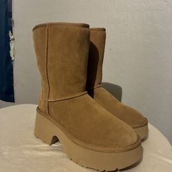 New Women’s UGG Boots Size 9 