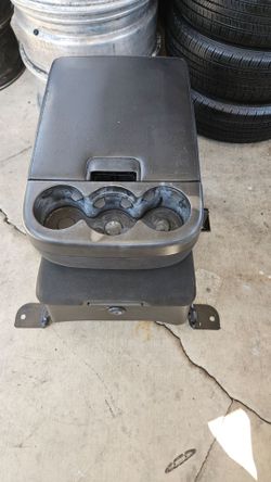 07-2013 chevy gmc center console