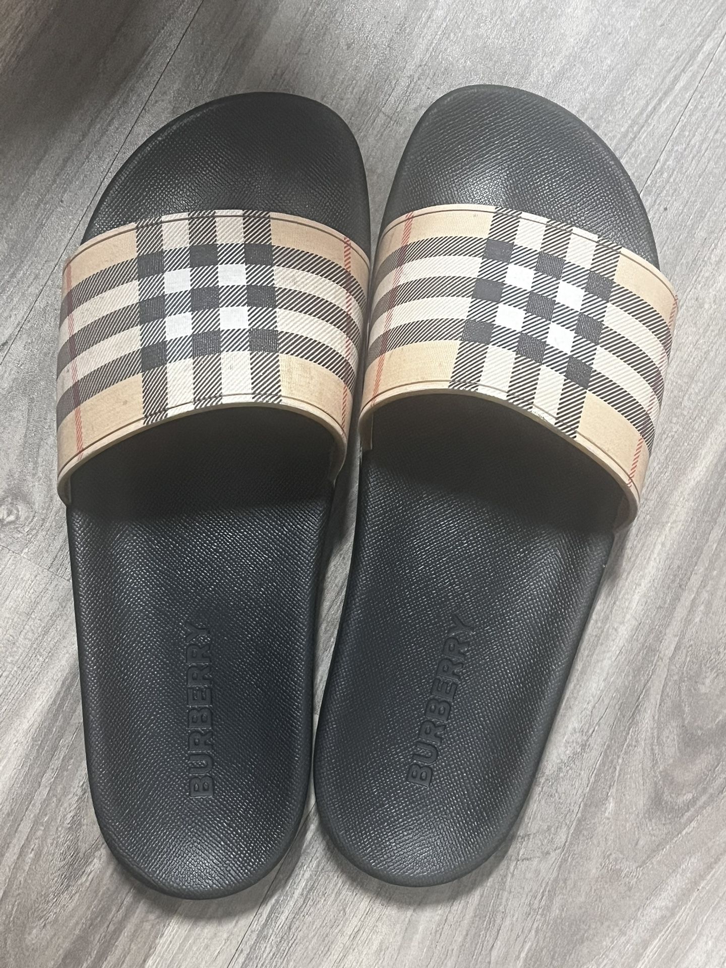 Burberry Slides Size 12