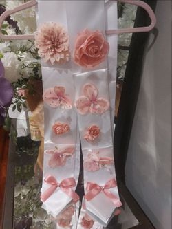 Graduation flower sash Lai artificial