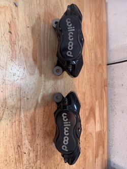 Wilwood 4 piston calipers