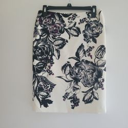 Whbm Skirt Great Condition Size 2,but Is Bigger