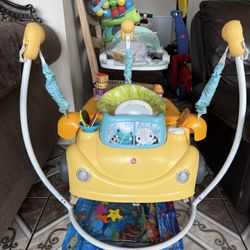 fisher price baby jumper/activity center