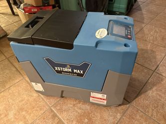 Dehumidifier Only 800hrs.