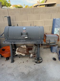 Chargriller smoker