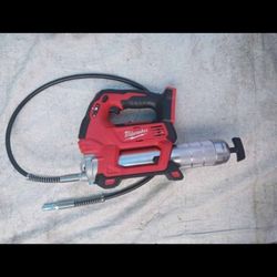 Milwaukee
M18 18V Lithium-Ion Cordless Grease Gun 2-Speed (Tool-Only)