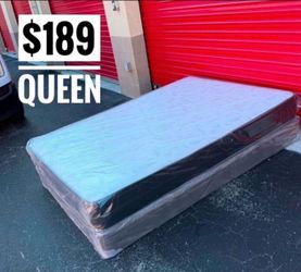 Queen Size Mattress Set – Medium – Delivery Available 🚚