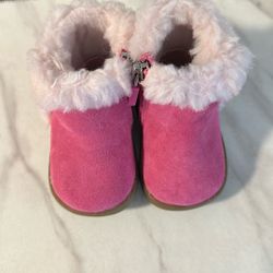 UGG 0-3 Months 