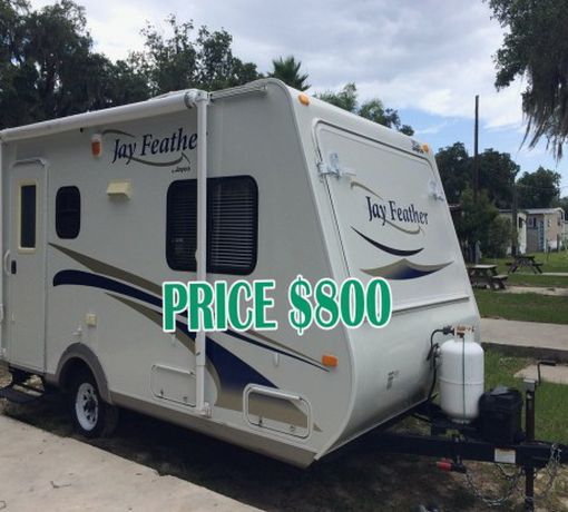 Photo GET YOUR OWN 2010 jayco camper .$800