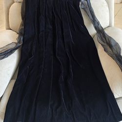 Black Velvet Dress Bow In The Back 