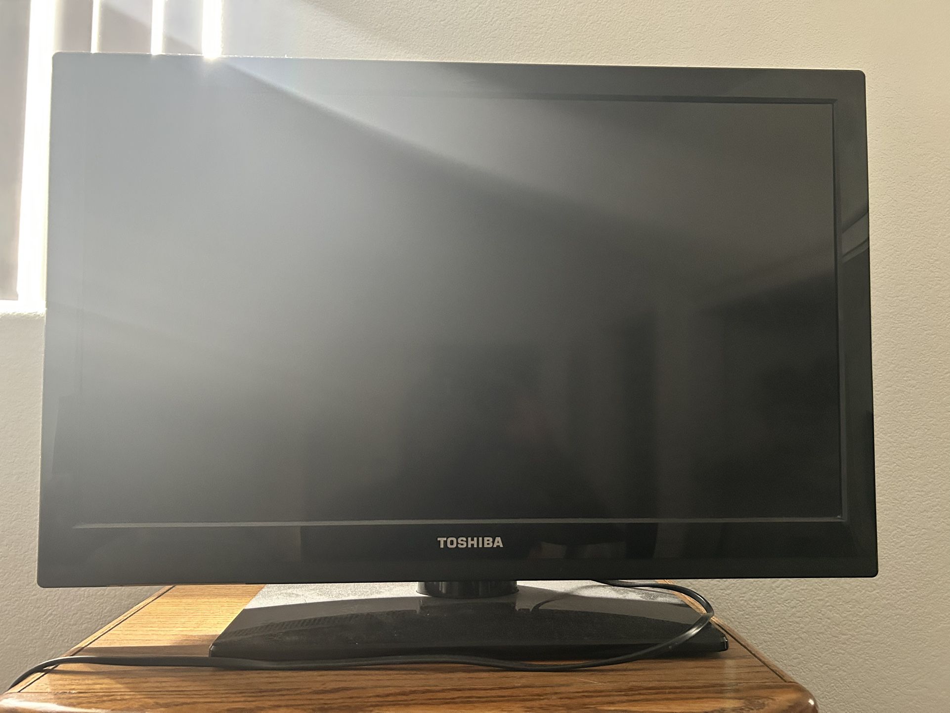 32 Inch Toshiba TV