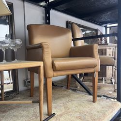 BIG SALE! BEAUTIFUL CHAIR!!