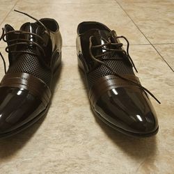 Men Dress and Casual Shoes - Colors: Brown - LIKE NEW - SIZE 11