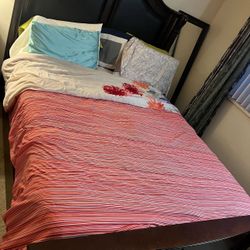 Queen Size Bed Set