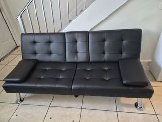 2 sofas black they sit 6 people in total  like new