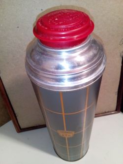 Vintage Thomas Coffee Thermos 13 " tall 1.1 qt  gray with gold stripes
