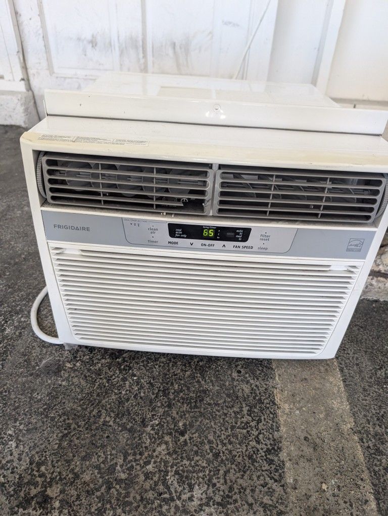 ⭐$85 Frigidaire Window AC Good Condition 