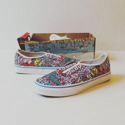 Vans x Where's Waldo Authentic Shoes Men’s Size 9