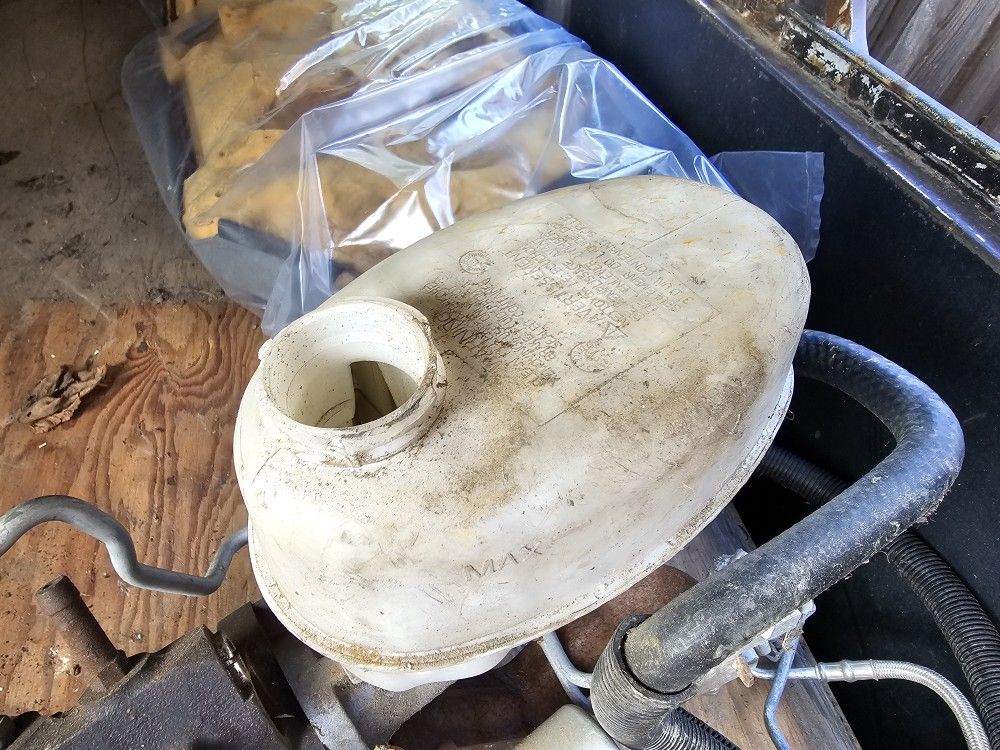 Cadillac Escalade Parts