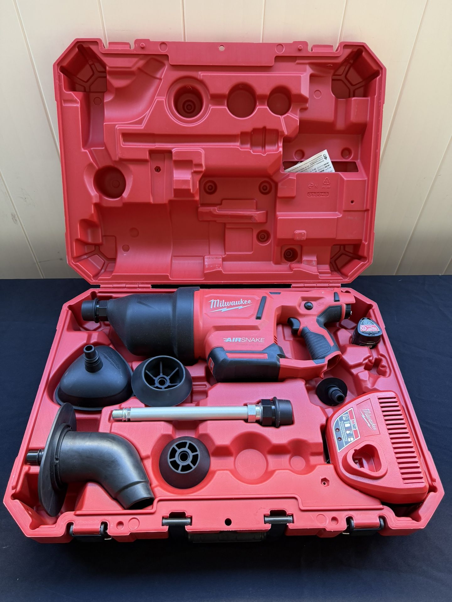 Milwaukee M12 12-Volt Lithium-lon Cordless Drain Cleaning Airsnake Air Gun Kit with (1) 2.0Ah Battery, Toilet Attachments$275