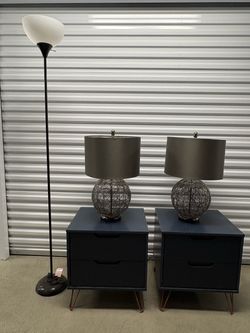 Nightstands and lamps