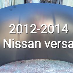 2012-2014 Nissan Versa Hood/Cofre 