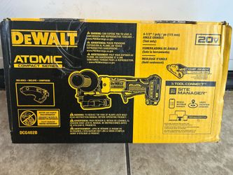 DEWALT DCG402B ATOMIC 20V MAX 4-1/2 inch Angle Grinder