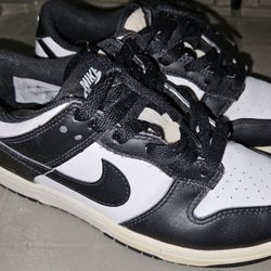 Dunks Boy nikes size 3 shoes