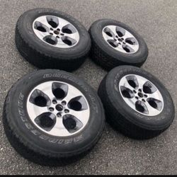 4 X 255/70r18 5x5 5x127 Jeep JL Sahara wrangler Stock Aluminum Wheels Rims Good Tires !!!!!!