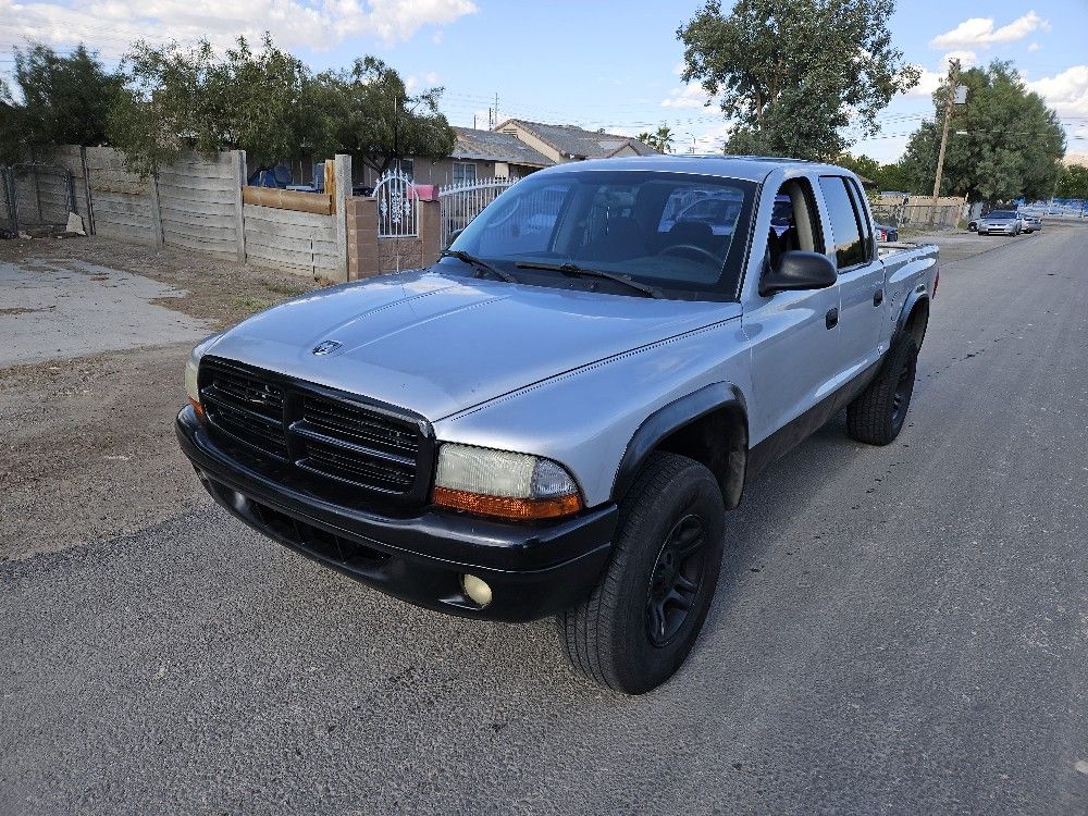 2004 Dodge Dakota