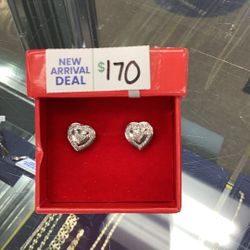 White Gold Earrings 10k 