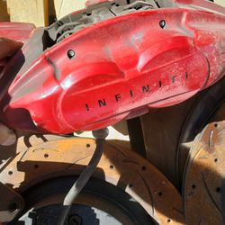 Akebono Red Sport Calipers And Rotors