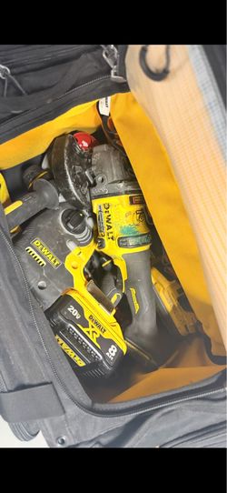 DEWALT lot
