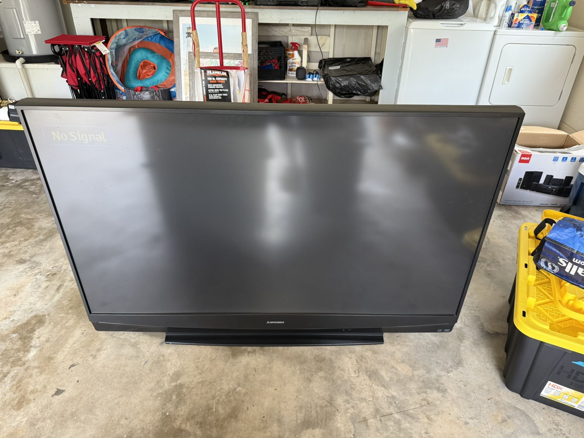 Mitsubishi Electric 65’ TV