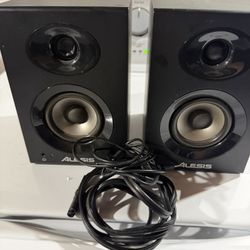 Alesis Monitors 