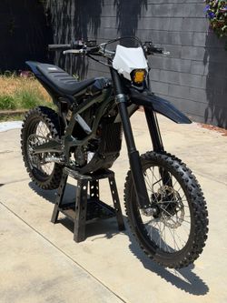 2025 surron ultra bee