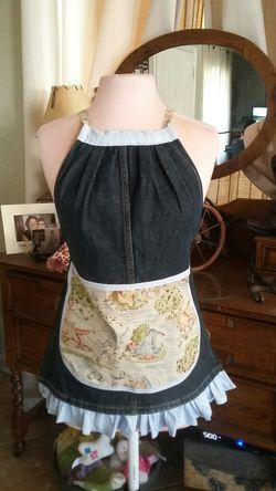 Girls apron