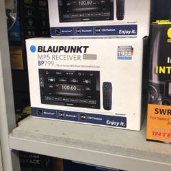 Blaupunkt Apple CarPlay Stereo On Sale For 179.99 