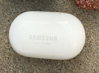 Samsung earbuds
