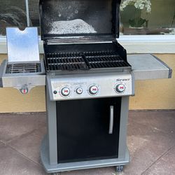 Weber (contact info removed)1 Spirit E-330 Propane Gas’s Grill 