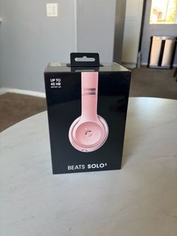 Beats Solo3 Wireless Headphones – Rose Gold – Brand New Sealed