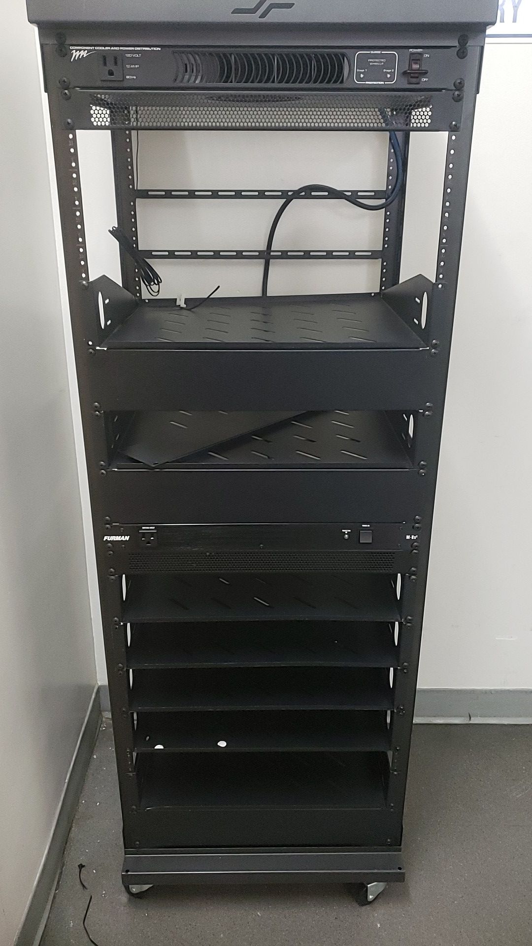 Video component cabinet