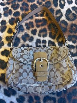 Vintage Coach Soho 👛