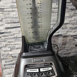 Ninja kitchen blender for sale.
