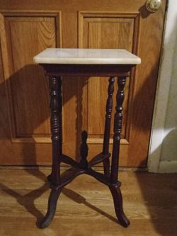 Vintage Victorian/French Style plant stand