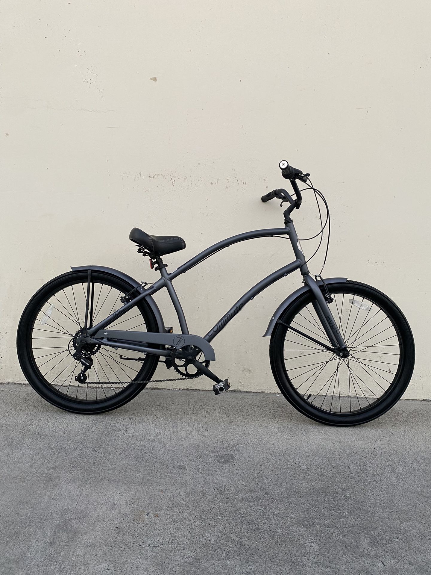 HYPER BEACH CRUISER BIKE /SIZE TIRES 26” /SIZE FRAME MEDIUM