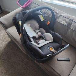 Car seat With Base 