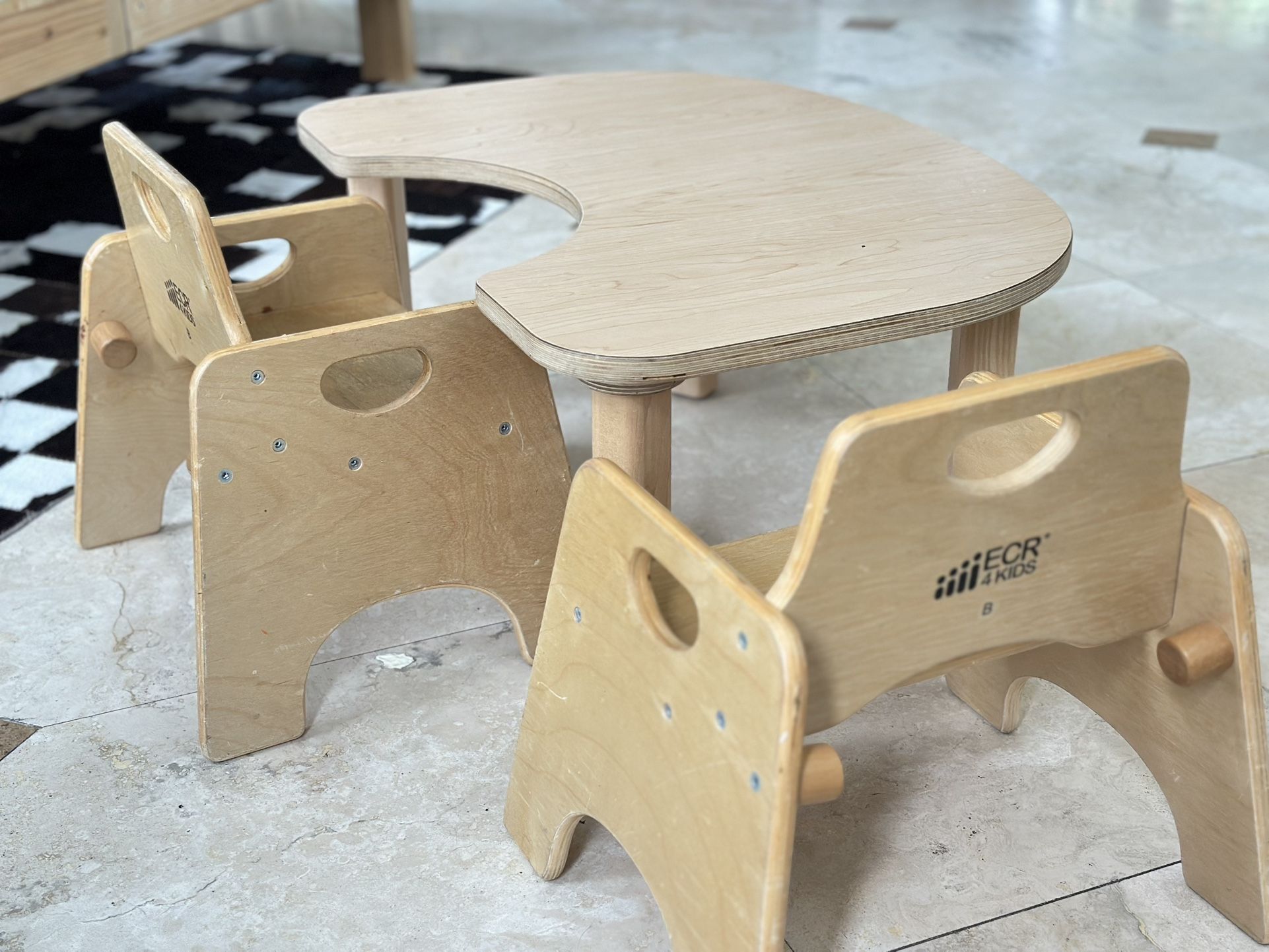 Montessori Kids Toddler Table And Chairs ECR4kids