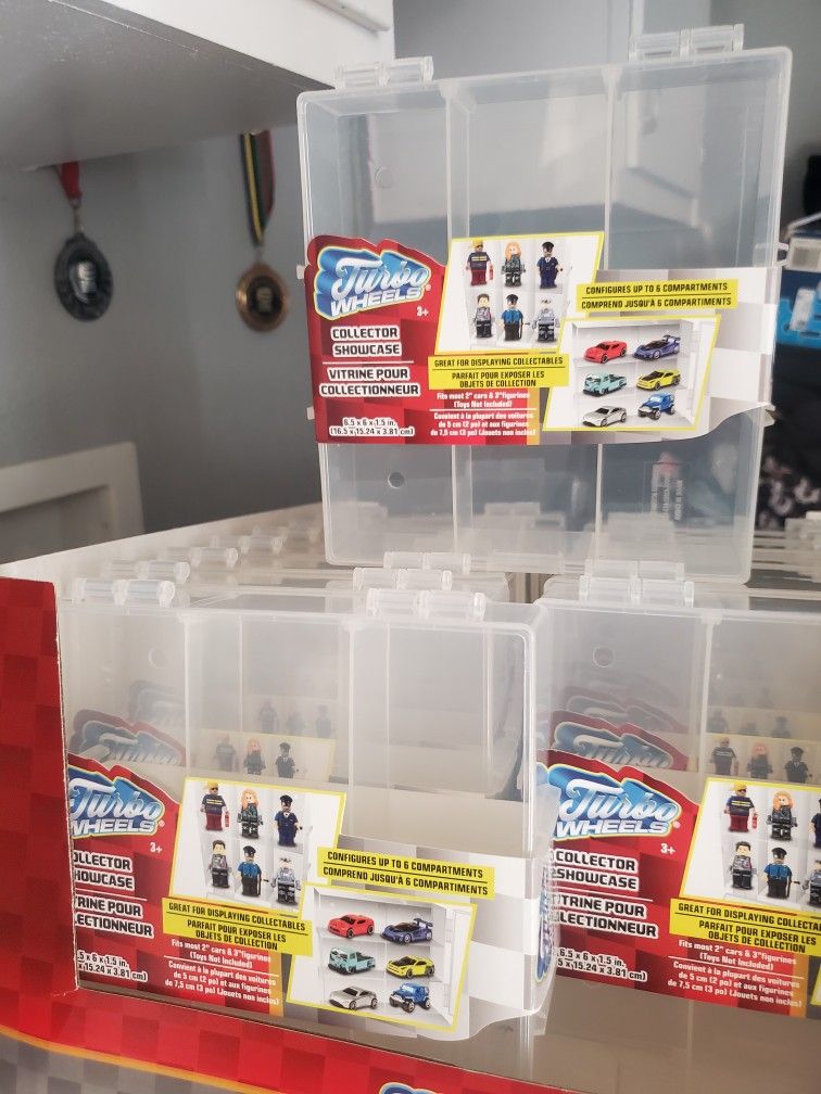 HOT WHEELS DISPLAY CASE 16 CASES 6 CARS PER CASE